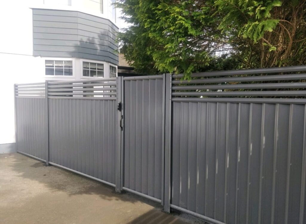fencing, fencing Manchester, fencing Bolton, fencing preston